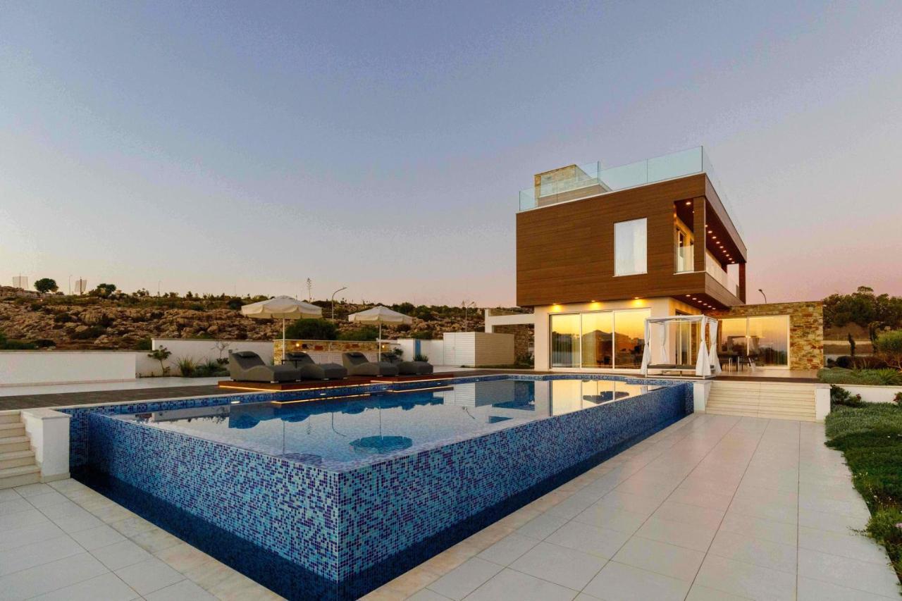 Love Bridge Seaview Villas Ayia Napa Bagian luar foto