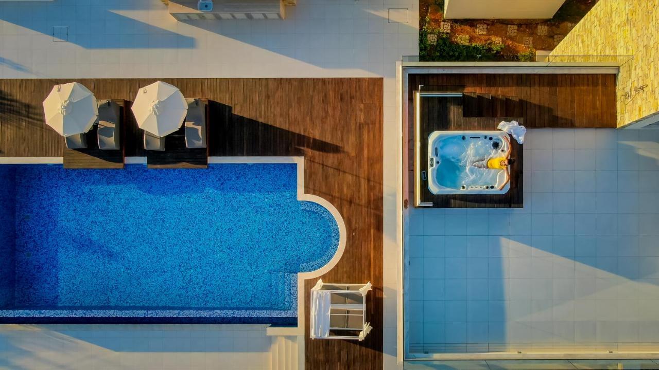 Love Bridge Seaview Villas Ayia Napa Bagian luar foto