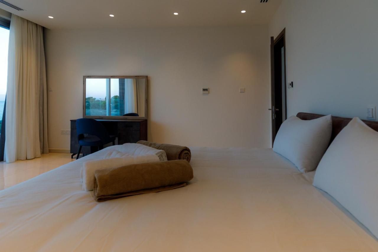 Love Bridge Seaview Villas Ayia Napa Bagian luar foto