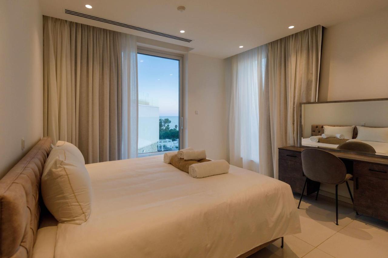 Love Bridge Seaview Villas Ayia Napa Bagian luar foto