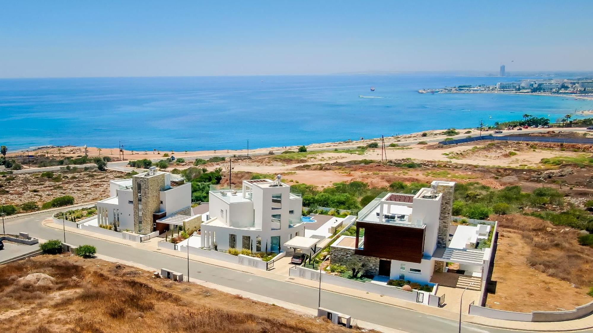 Love Bridge Seaview Villas Ayia Napa Bagian luar foto